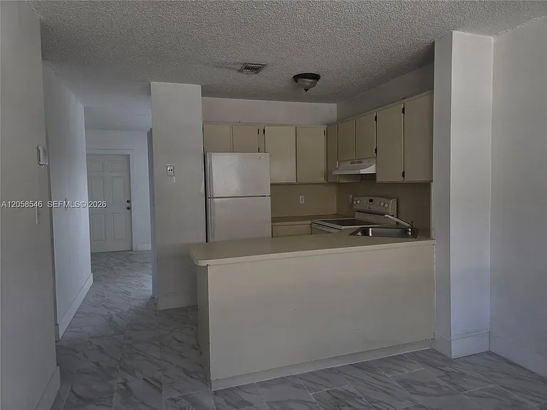 5525 W 24th Way #12 — Photo 9
