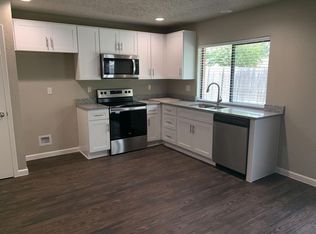 406 E Springdale Ln, Grand Prairie, TX 75052