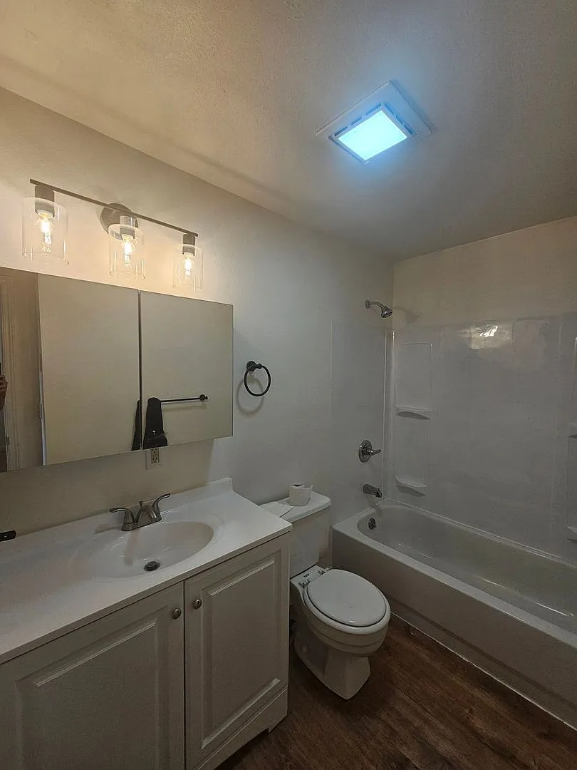 Newly Updated Home with Large Fenced Yard & Detached Garage! — Photo 3
