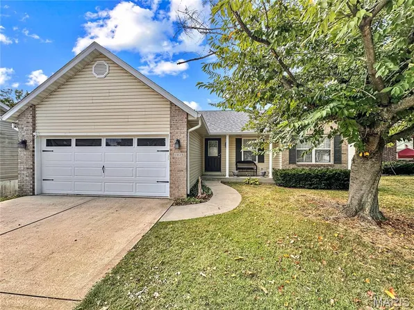 1025 Vermont Ave, Collinsville, IL 62234