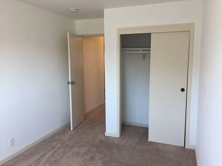 Willard Ave - 301 — Photo 18