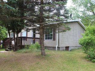 18672 N Allis Hwy, Onaway, MI 49765