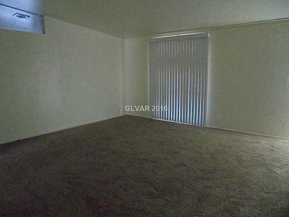 3rd image of 3101 Lava Ave