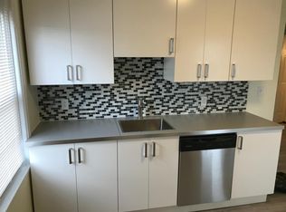 519 E 9th Ave, Homestead, PA 15120