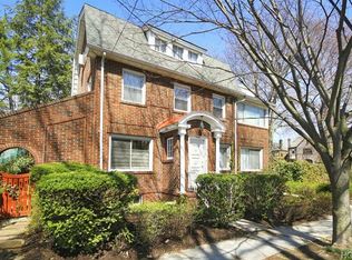 259 W 259th St, Bronx, NY 10471