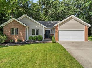 671 Beardslee Dr, Lake Orion, MI 48362