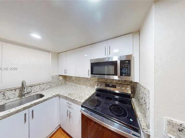 8860 Fontainebleau Blvd #405 — Photo 8