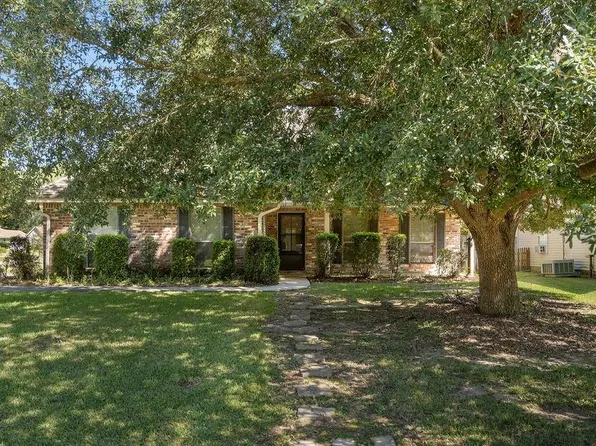 711 Marc Ct, Abita Springs, LA 70420