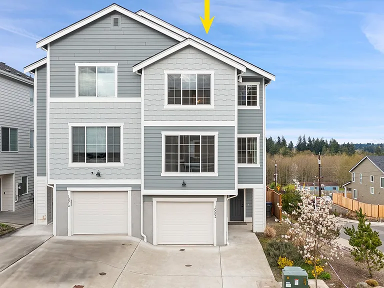 10002 Kings Landing Ave NW — Photo 1