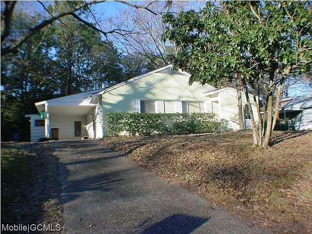1st image of 450 Sunnyvale Ln W