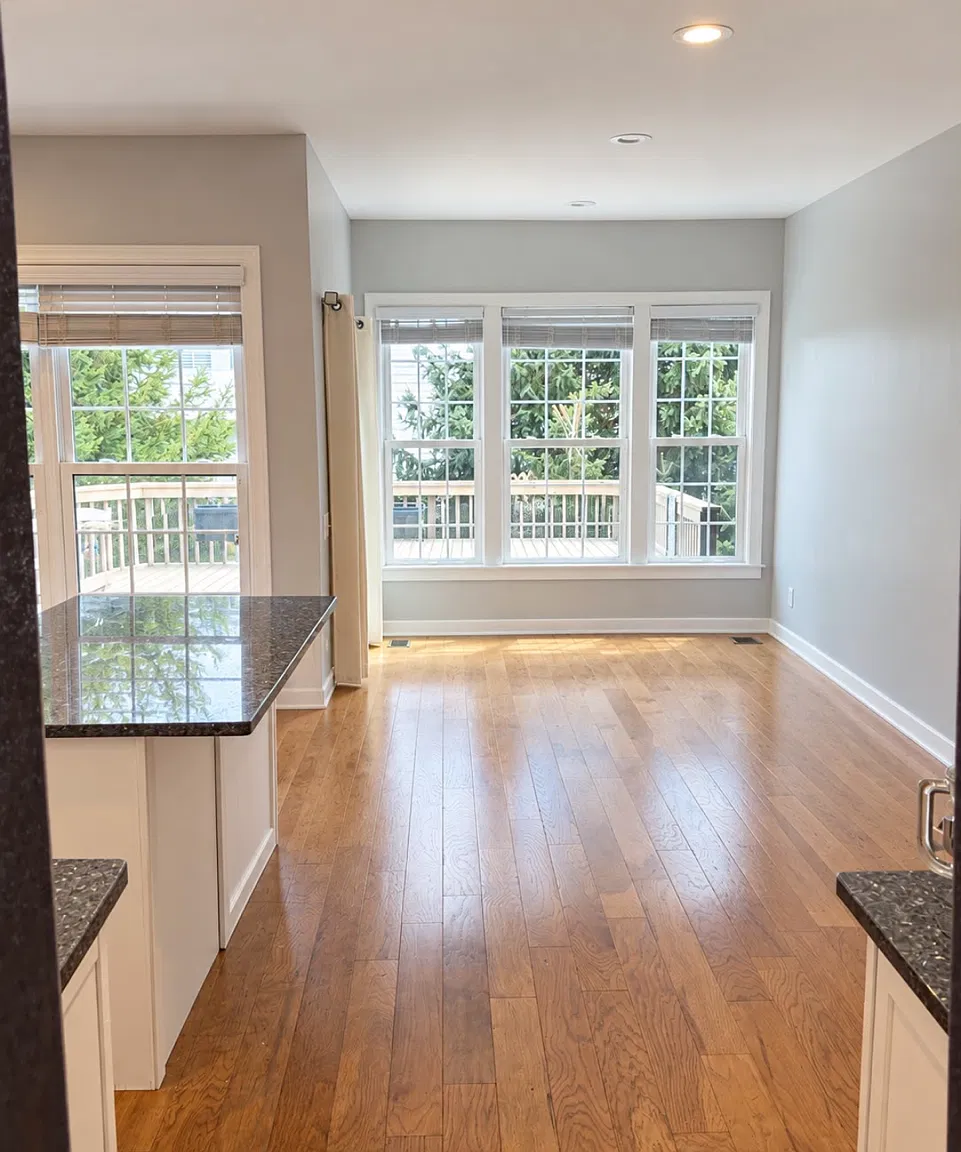 3 bed, 2.5 bath, 1500 sqft, $2,400 — Photo 2