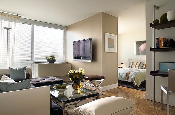 1st image of 215 E 96th St APT 3G