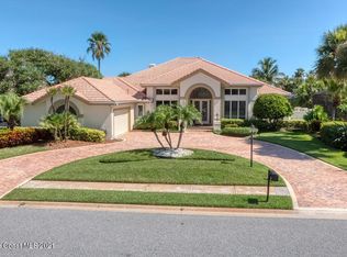 228 Loggerhead Dr, Melbourne Beach, FL 32951