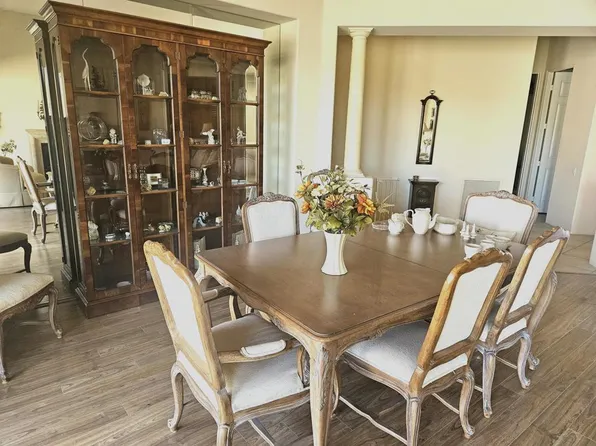 62 Laken Ln, Palm Desert, CA 92211