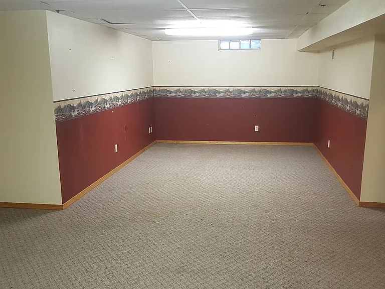 1609 Walnut St — Photo 10