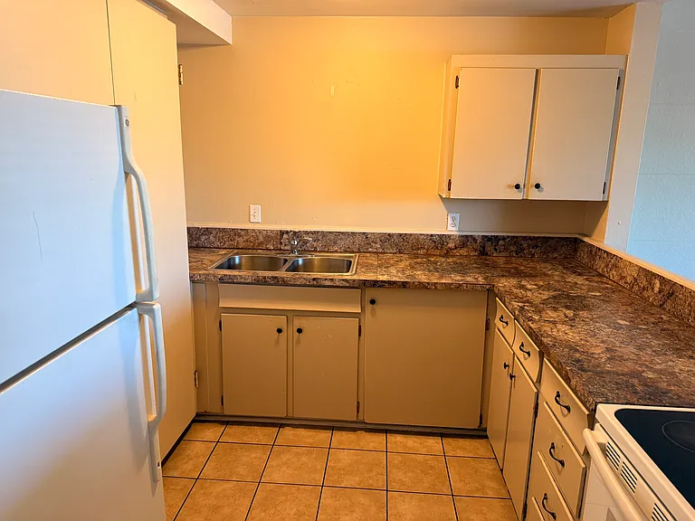2940 W Arkansas Ave #28 — Photo 5