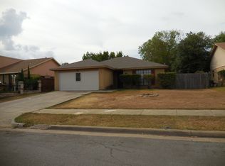839 N Pleasant Woods Dr, Dallas, TX 75217