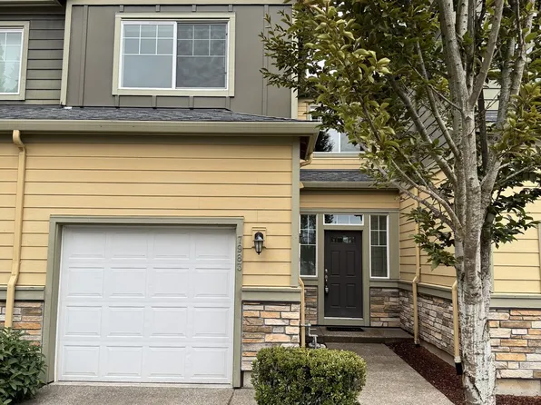 7983 NE Caitlin St, Hillsboro, OR 97006