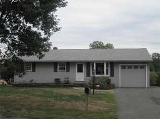 70 Dwight St, Hatfield, MA 01038