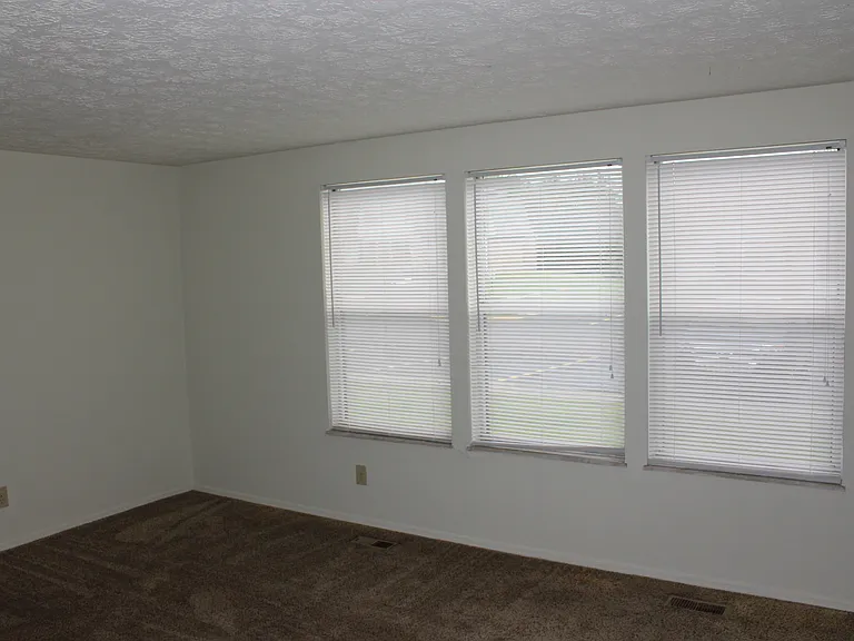 7566 Mount Whitney St — Photo 11