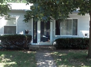 435 Camden Ave, Romeoville, IL 60446