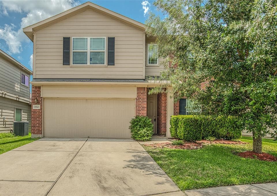 1st image of 19543 Otter Trail Ct