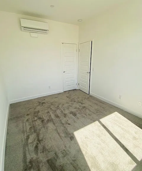 249 N Magnolia Ave #3 — Photo 4