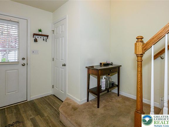 3rd image of 2254 Rising Hill Rd