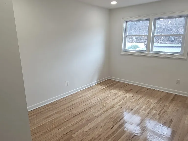 5200 Meadowview Ave #2 — Photo 24