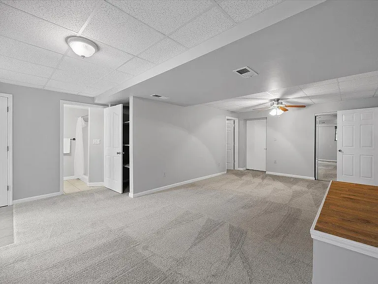 3251 Grandview Rd — Photo 26
