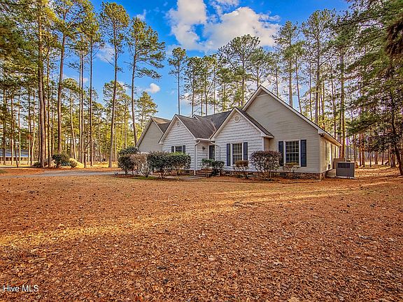 3rd image of 28900 Deercroft Drive