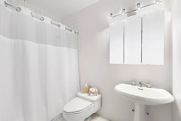 Rented by Compass | media 10