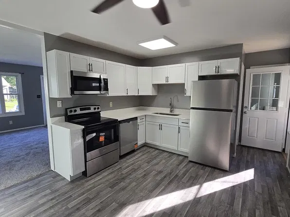 3318 Welshire Dr, Bettendorf, IA 52722