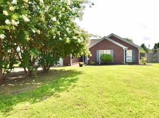 14 Derringer Cv, Jackson, TN 38305