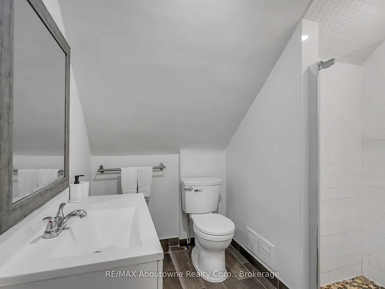 5111 Kitchener St — Photo 25