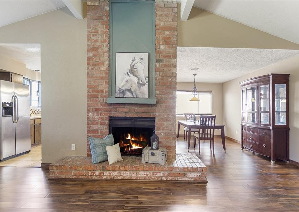 1st image of 2310 Whitman Way Dr