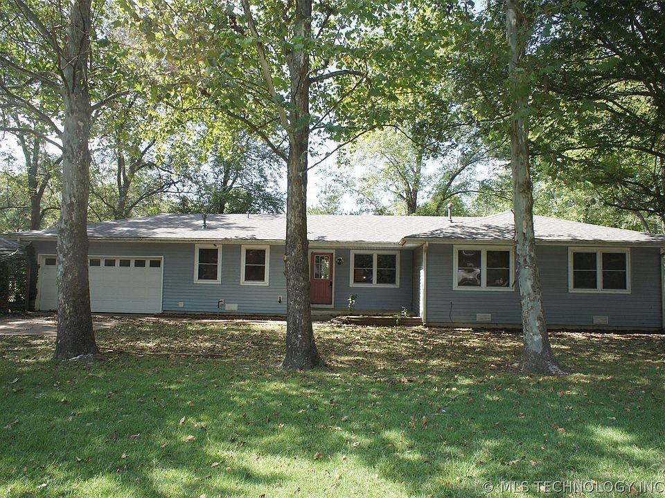 1st image of 206 S 282nd East Ave