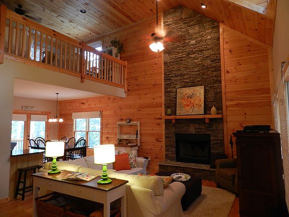 Fireplace & Hardwood Floors