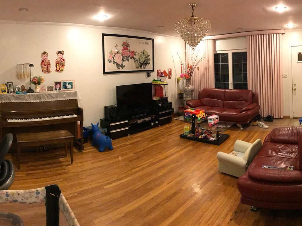 1st image of 2359 143rd St #1