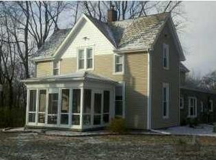8720 Petersburg Rd, Evansville, IN 47725