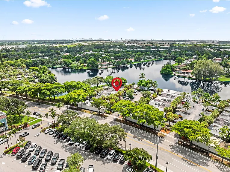 6480 Miami Lakes Dr E #6480 — Photo 16