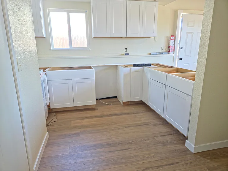 107 Pine St #107 — Photo 2