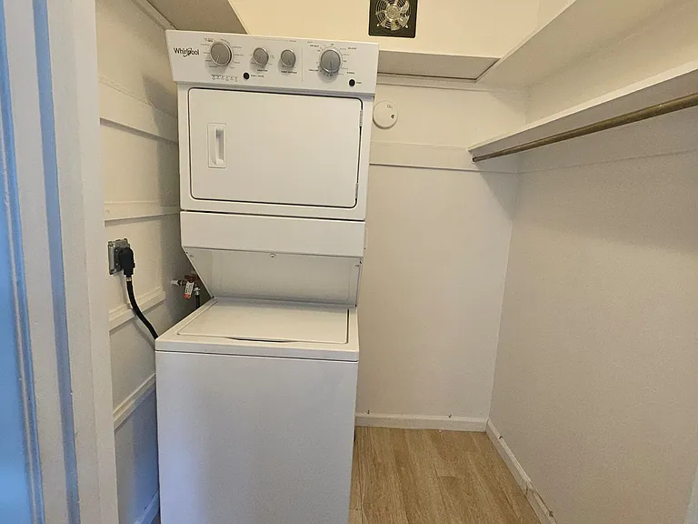3361 Emerson St #A — Photo 21