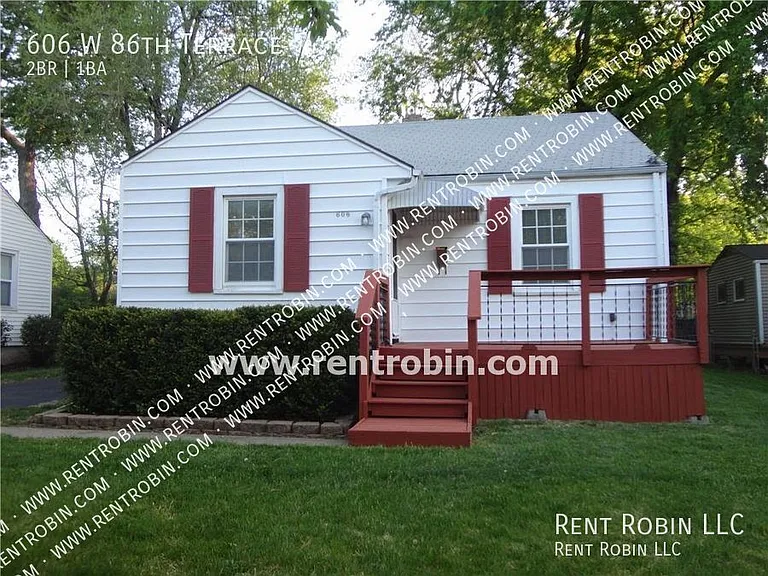 606 W 86th Ter — Photo 1