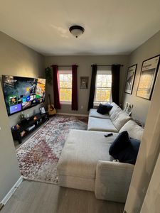 258 Pine St APT 2R, Jersey City, NJ, 07304