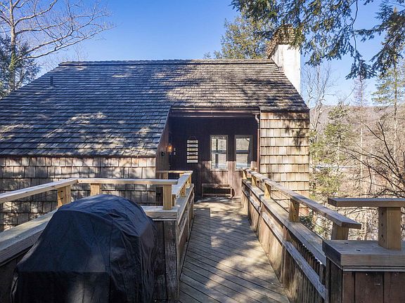 2nd image of 149 Hawk Pond Road