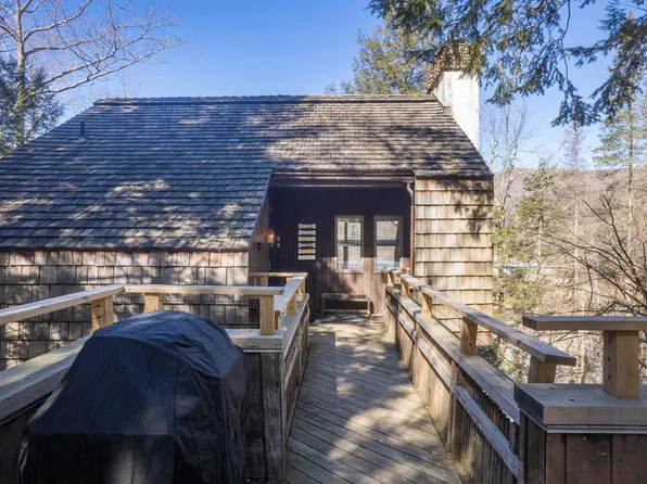 149 Hawk Pond Road, Plymouth, VT 05056
