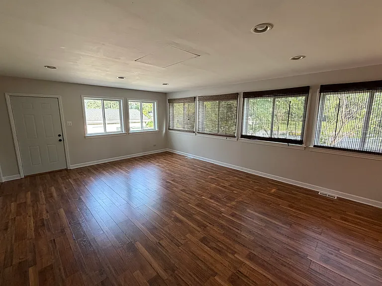 617 Fairview Ave — Photo 10