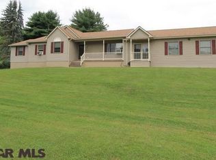 305 Fetzertown Rd, Bellefonte, PA 16823