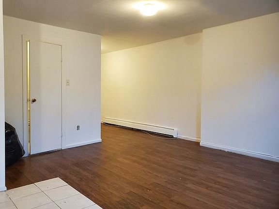5th image of 20A Vernon Ave #3